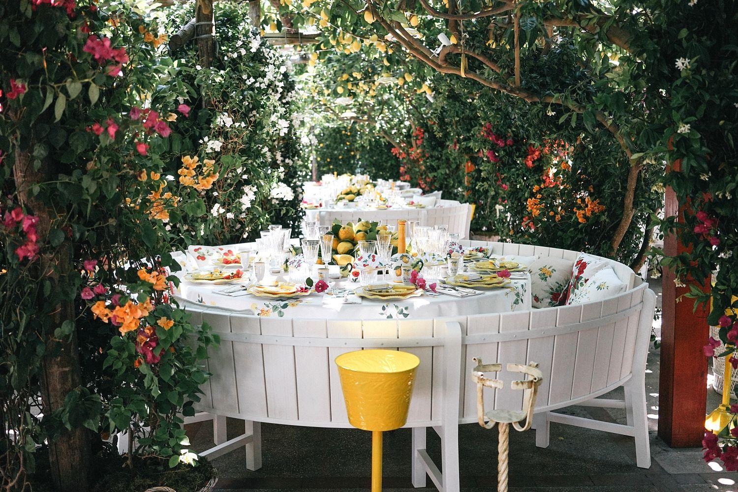 Pasta, Pizza, and Amore at This Wedding in Capri — Over the Moon, Sugokuii Events